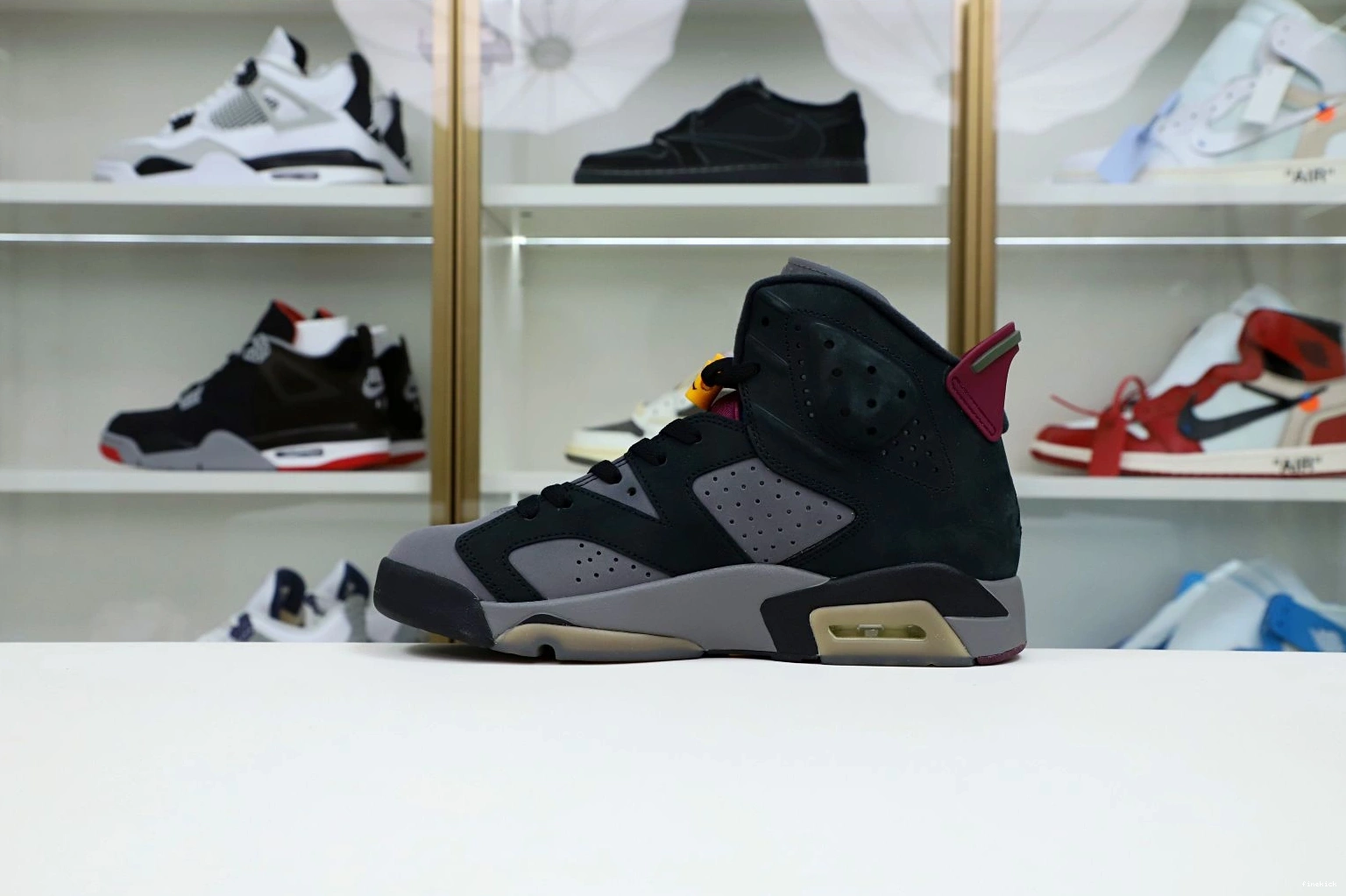 RETRO 6 BORDEAUX AIR JORDAN 1029